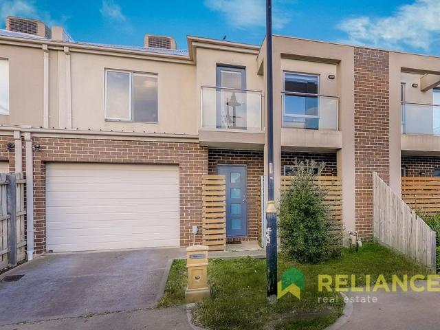Townhouse for rent in Camerons Creek, Victoria