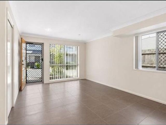 Townhouse for rent in Toombul, Queensland