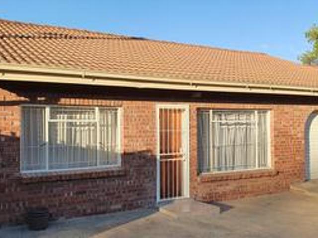 Townhouse for sale in Mantsopa, Free State