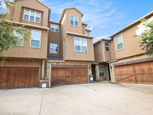 Condo for rent in Grand Prairie