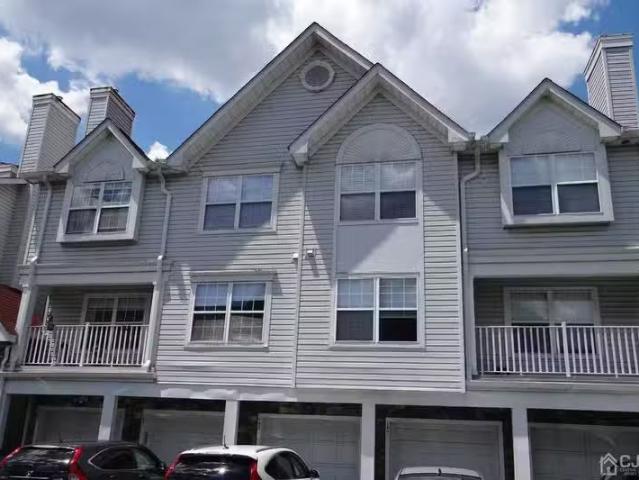 Condo for rent in Edison