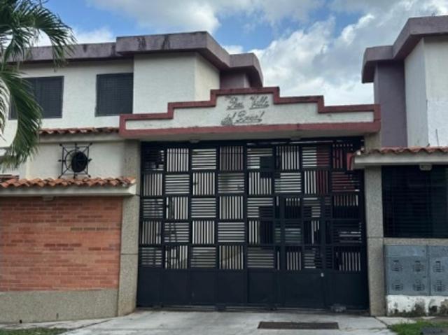 Casa en alquiler en El Parral, Valencia