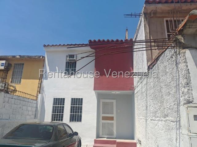 Townhouse en alquiler en Charallave, Miranda