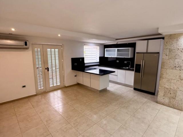 Casa en alquiler en Guaparo, Valencia