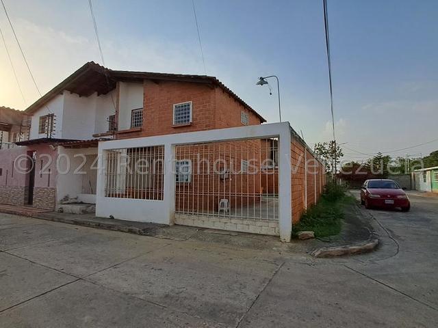 Townhouse en venta en Cagua, Aragua