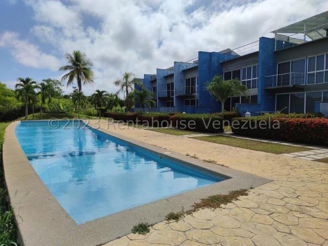 Townhouse en venta en Boca De Uchire, Distrito Capital