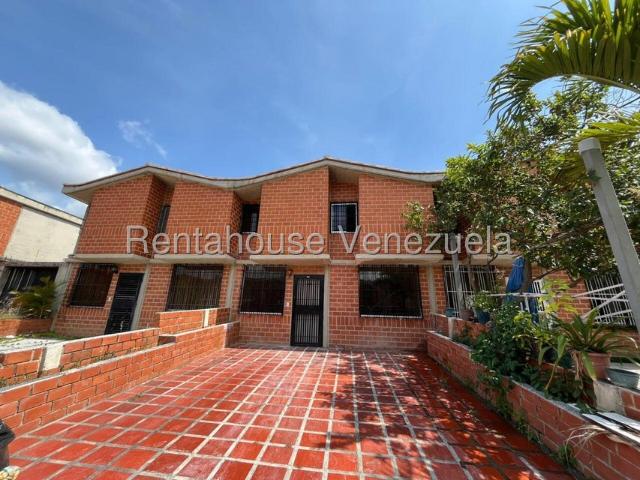 Townhouse en venta en Guarenas, Miranda