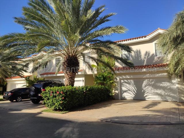 Townhouse en venta en Pampatar, Nueva Esparta