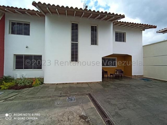 Townhouse en venta en Cagua, Aragua
