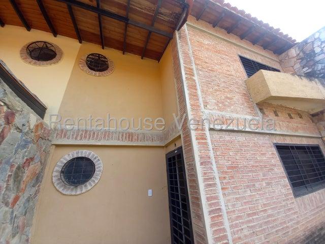 Townhouse en venta en Valencia, San Diego