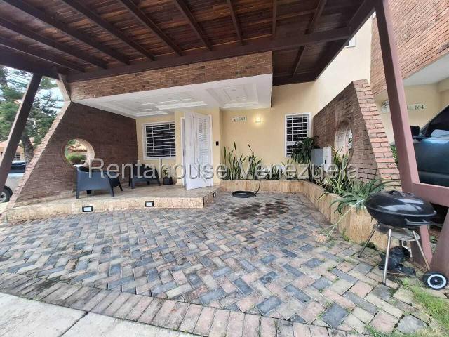 Townhouse en venta en Valencia, San Diego