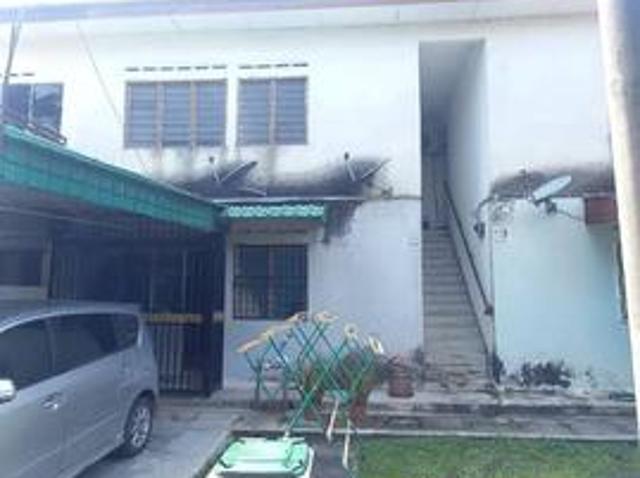 Townhouse for sale in Labu, Seremban