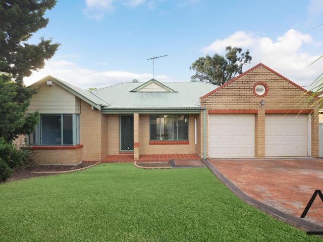 House for rent in Chipping Norton, Sydney