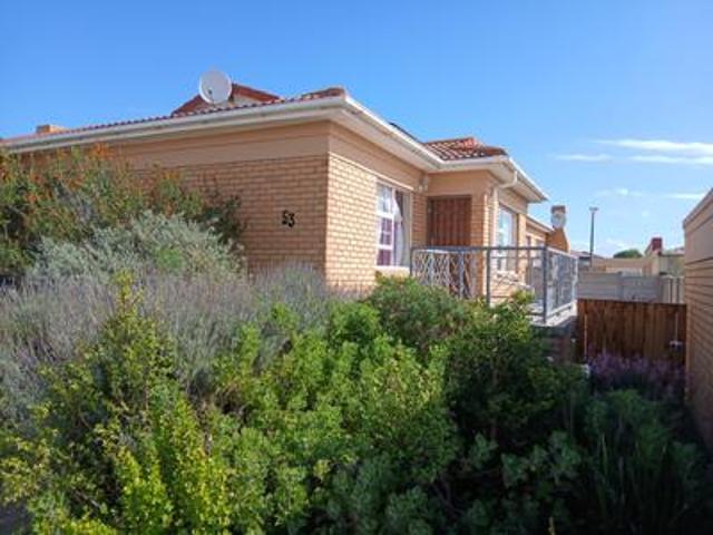 Townhouse for rent in Groot Brak Rivier, Western Cape