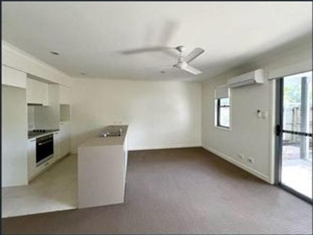 Townhouse for rent in Brightwater, Sunshine Coast Regional