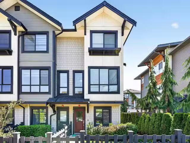 Condo for rent in Langley, British Columbia