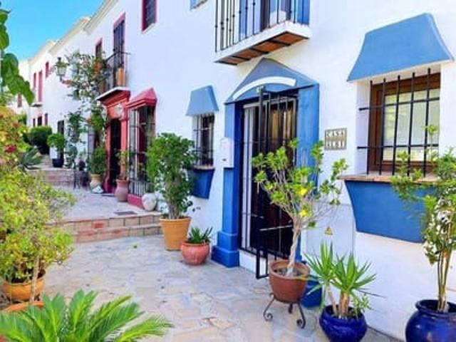 Casa en alquiler en Rícmar, Costa del Sol Occidental