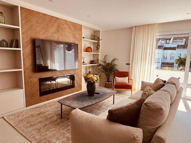 Casa en alquiler en El Vicario, Costa del Sol Occidental