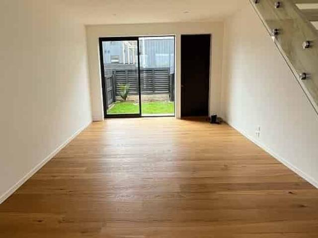 Townhouse for rent in Forrest Hill