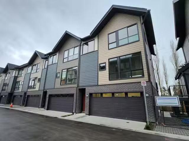 Condo for rent in Le Val-saint-françois, Quebec