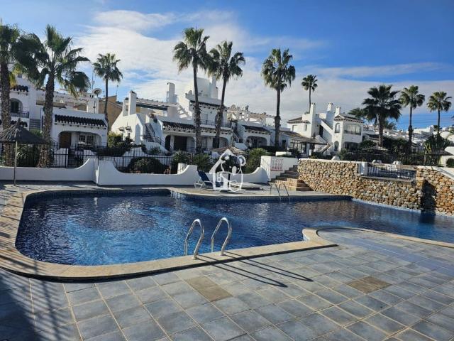 Casa en alquiler en Villa Martín, Orihuela