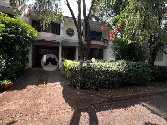 Townhouse for rent in Lavington, Nairobi