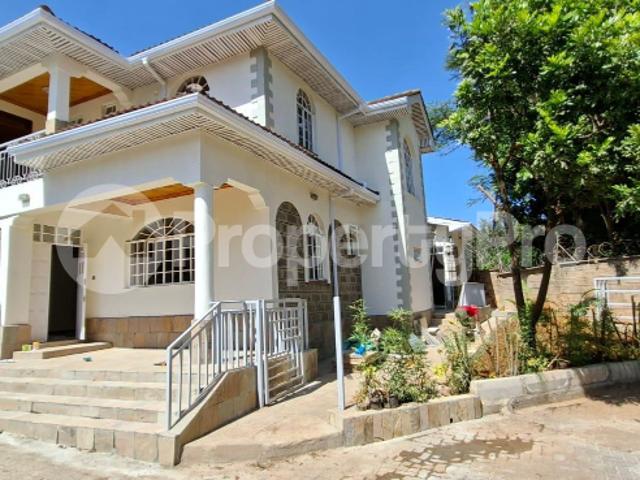 Townhouse for rent in Lavington, Nairobi