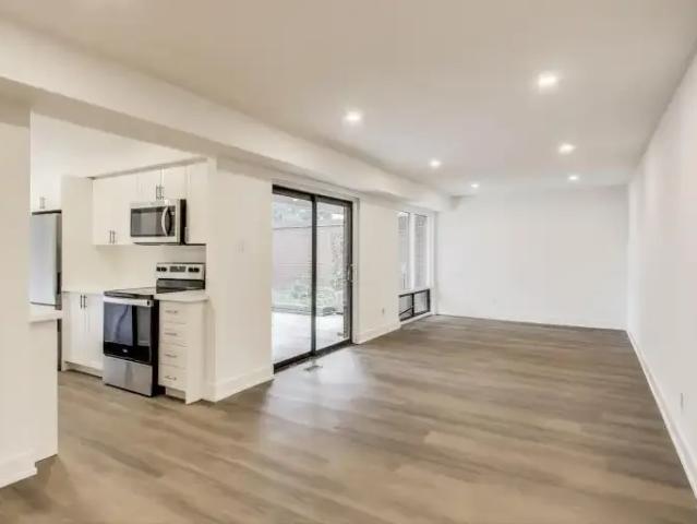Townhouse for rent in Woburn, Ontario