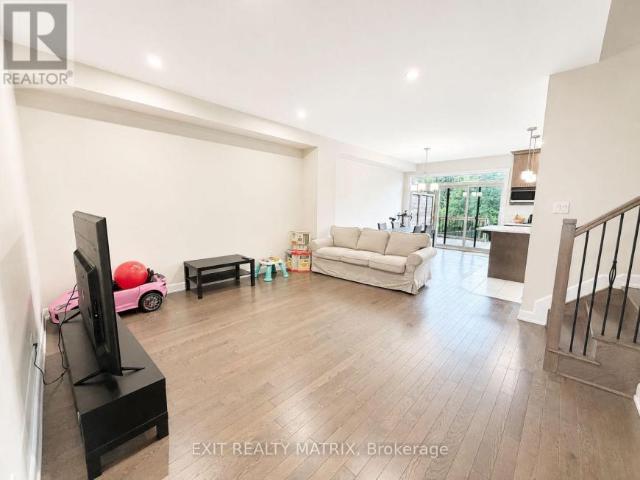 Townhouse for rent in Russell, Ontario