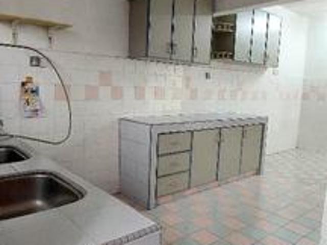 Townhouse for sale in Country Heights Damansara, Kuala Lumpur