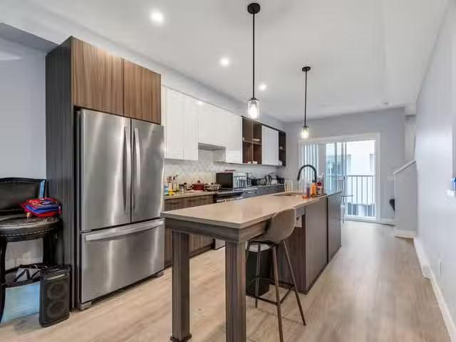 Condo for sale in Abbotsford, British Columbia