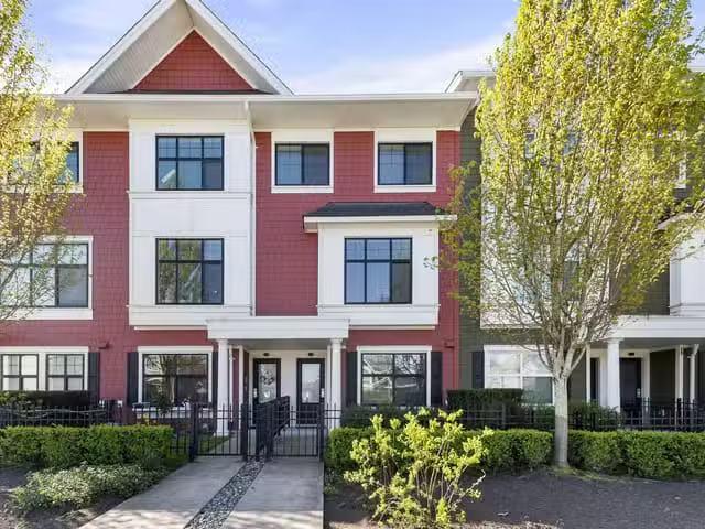 Condo for sale in Abbotsford, British Columbia