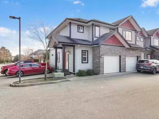 Condo for sale in Abbotsford, British Columbia
