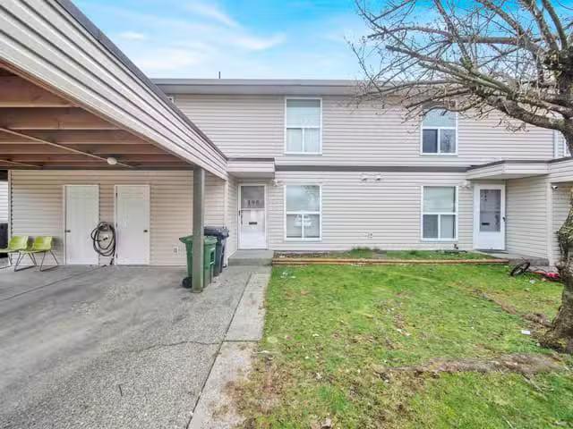 Condo for sale in Abbotsford, British Columbia