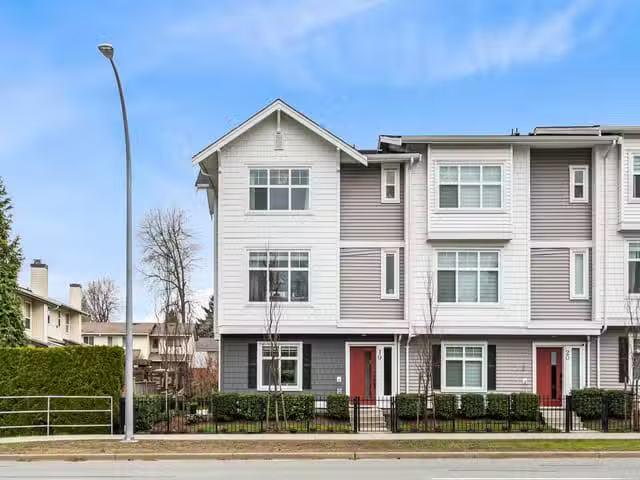Condo for sale in Abbotsford, British Columbia
