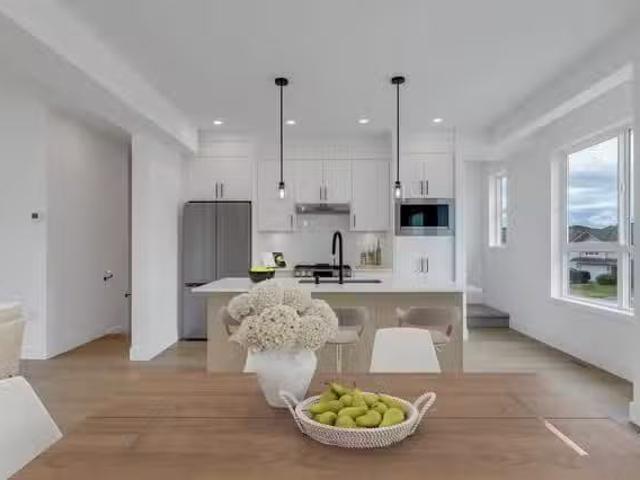 Condo for sale in Abbotsford, British Columbia
