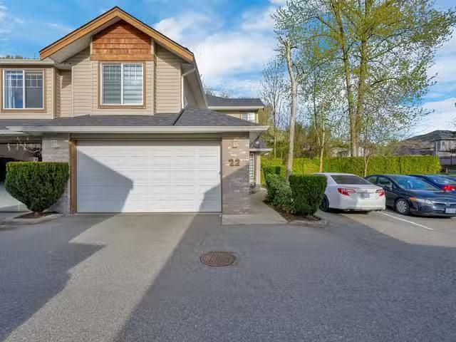 Condo for sale in Abbotsford, British Columbia