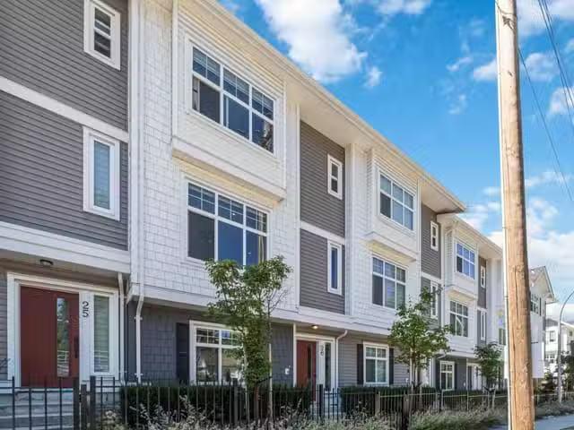 Condo for sale in Abbotsford, British Columbia