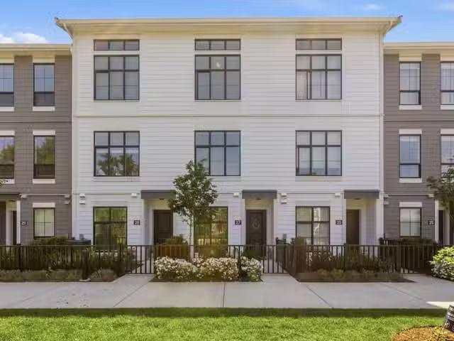 Condo for sale in Abbotsford, British Columbia