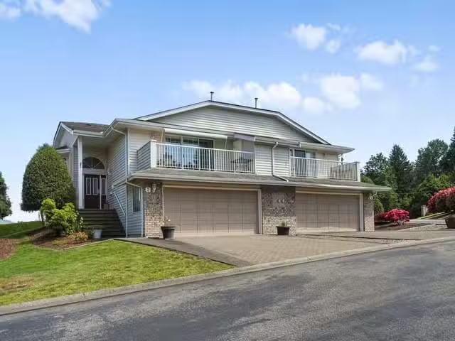 Condo for sale in Abbotsford, British Columbia