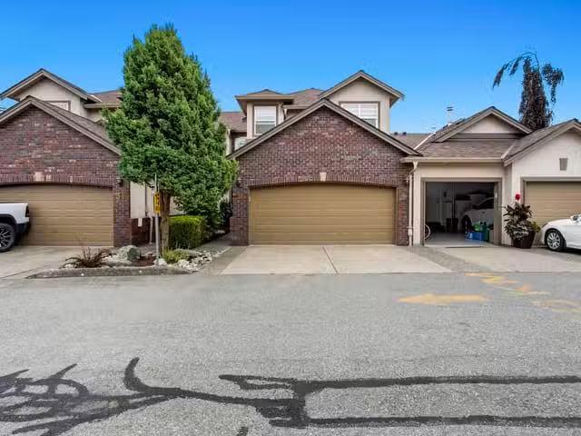 Condo for sale in Abbotsford, British Columbia