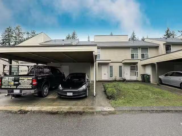 Condo for sale in Abbotsford, British Columbia