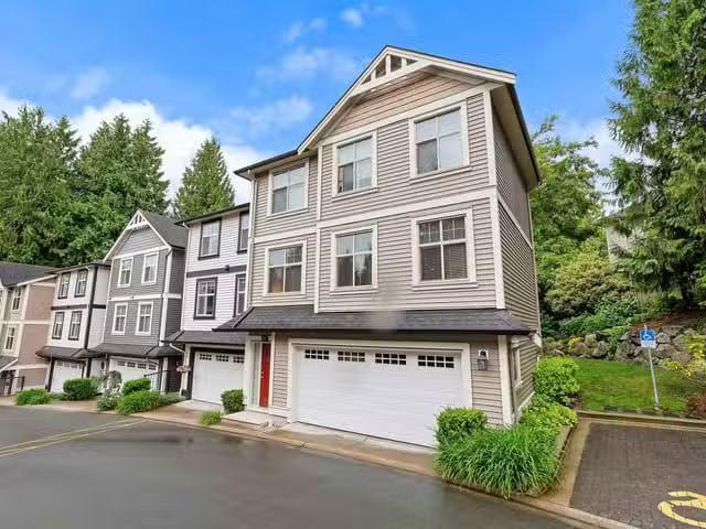 Condo for sale in Abbotsford, British Columbia