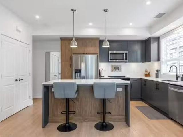 Condo for sale in Abbotsford, British Columbia