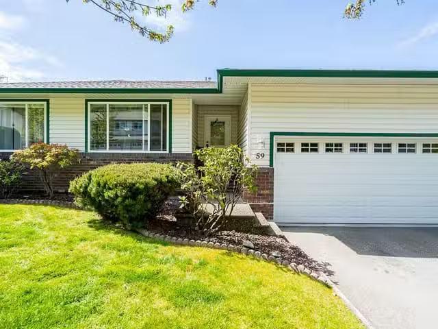 Condo for sale in Abbotsford, British Columbia