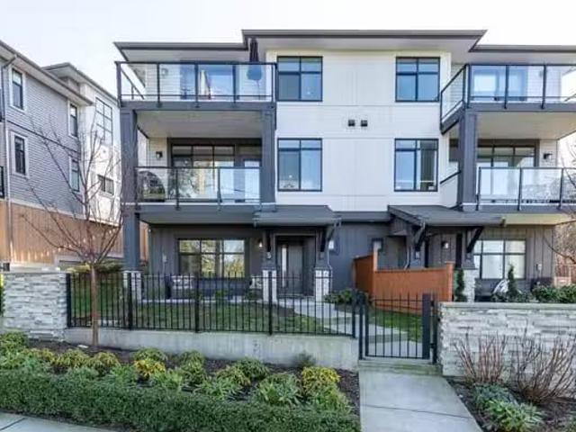 Condo for sale in Abbotsford, British Columbia