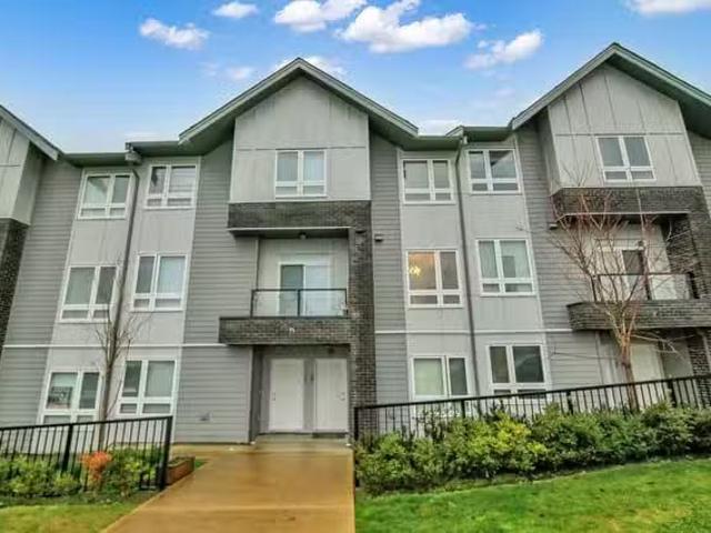 Condo for sale in Abbotsford, British Columbia
