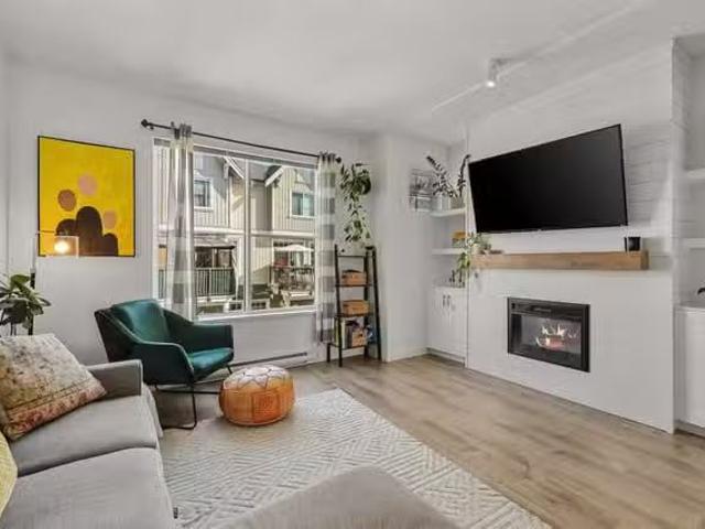 Condo for sale in Abbotsford, British Columbia