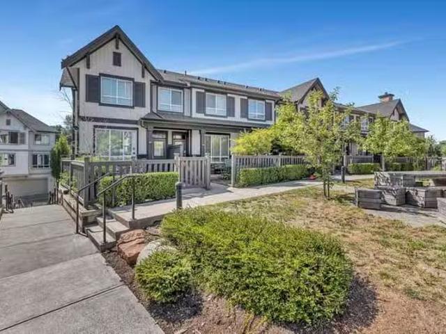 Condo for sale in Abbotsford, British Columbia