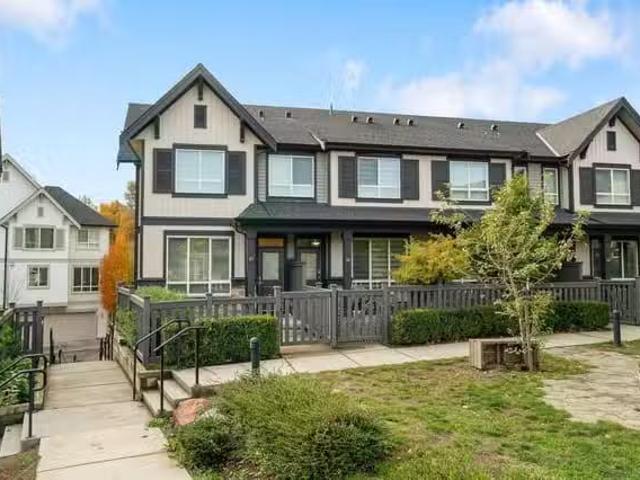 Condo for sale in Abbotsford, British Columbia